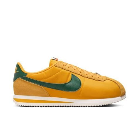 nike cortez gelb damen|Nike Cortez shoes.